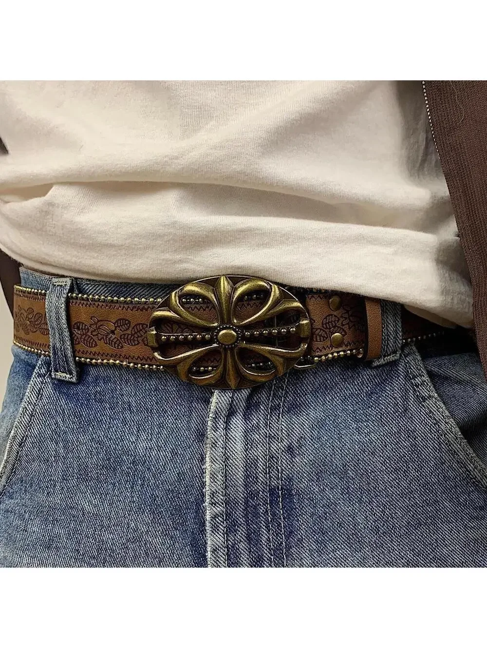 Western floral gold beaded boho brown belt. 38.5 inches length. 1.5 inch width.